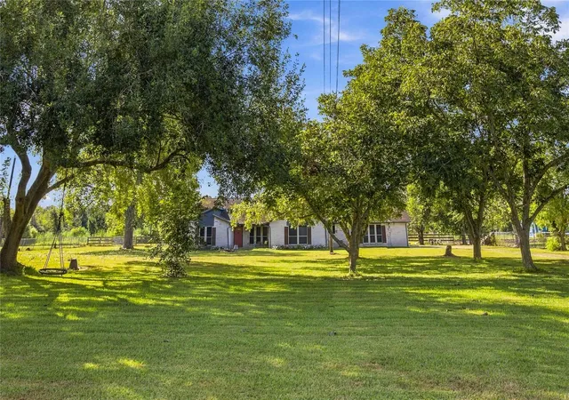 Photo 3 of Single family home for sale at 4697 Wickwillow Ln, Alvin, TX 77511 | MLS# 55215610 | Listing updated on 2026-10-06