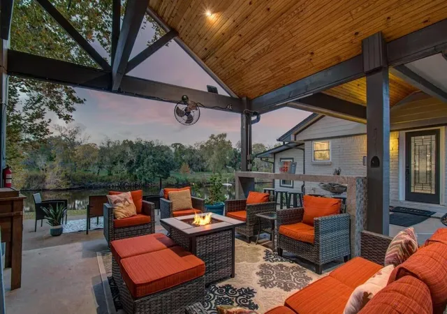 Photo 3 of Single family home for sale at 7078 Gupton Rd, Brazoria, TX 77422 | MLS# 89859686 | Listing updated on 2026-09-19