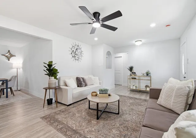 Photo 3 of Single family home for sale at 5551 Winding Crk Way, Houston, TX 77017 | MLS# 21664335 | Listing updated on 2026-09-27