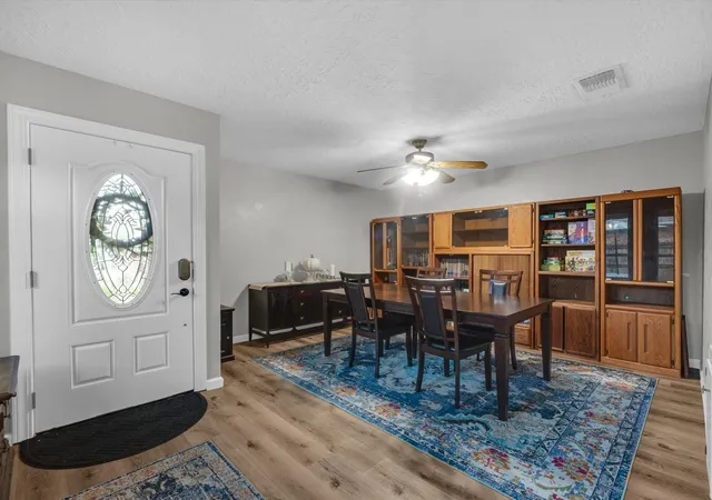 Photo 3 of Single family home for sale at 15714 Rill Ln, Houston, TX 77062 | MLS# 51294872 | Listing updated on 2026-09-09