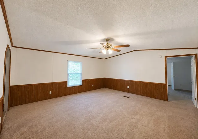 Photo 4 of Single family home for sale at 344 Holmes Rd, Onalaska, TX 77360 | MLS# 7711228 | Listing updated on 2026-09-17