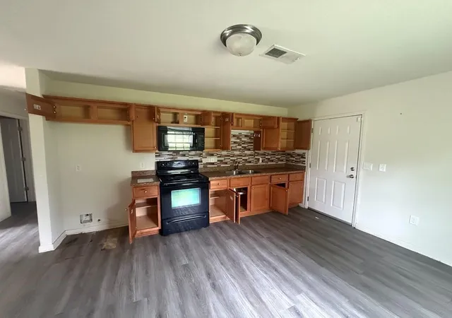 Photo 3 of Single family home for sale at 7636 Fm 2799, Jasper, TX 75951 | MLS# 88822191 | Listing updated on 2026-10-04