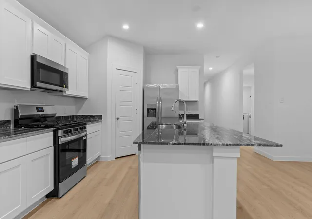 Photo 4 of Single family home for sale at 1745 Stargrass Ln, Alvin, TX 77511 | MLS# 80533127 | Listing updated on 2026-10-06
