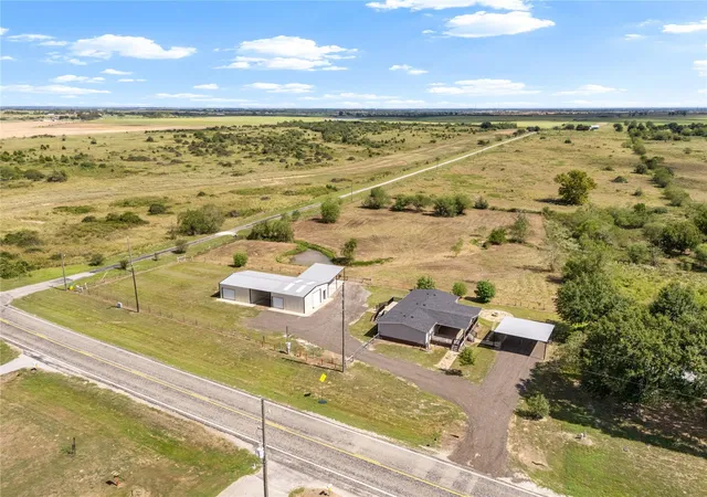 Photo 2 of Single family home for sale at 5632 Fm 1094, Sealy, TX 77474 | MLS# 32602152 | Listing updated on 2026-10-03