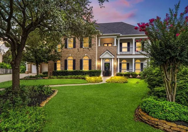 Photo 3 of Mansion for sale at 18 Dappled Sun Pl, Spring, TX 77381 | MLS# 29843970 | Listing updated on 2026-10-07