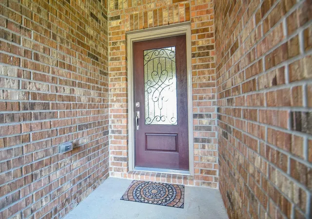 Photo 4 of Single family home for sale at 527 Monterry Oaks Dr, Richmond, TX 77469 | MLS# 86741091 | Listing updated on 2026-10-08