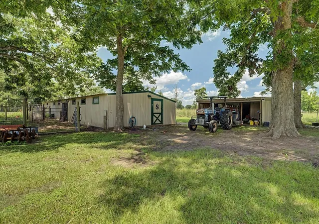 Photo 40 of Single family home for sale at 384 County Rd 2046, Hull, TX 77564 | MLS# 61677444 | Listing updated on 2026-10-09