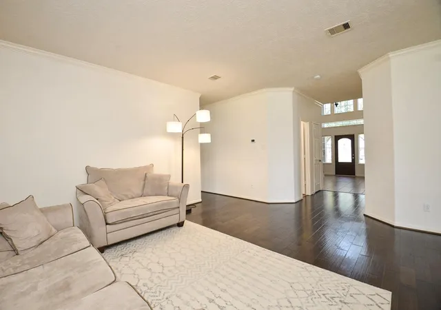 Photo 3 of Single family home for sale at 18302 Glenn Hvn Ests Dr, Spring, TX 77379 | MLS# 67520843 | Listing updated on 2026-09-24