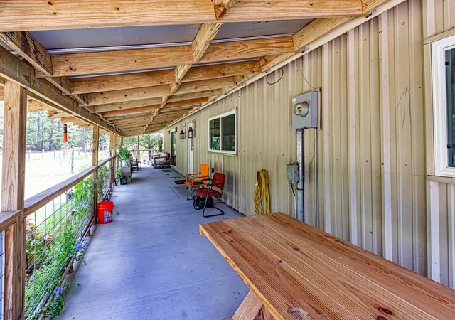 Photo 2 of Single family home for sale at 51 Creek Bnd Dr, Huntsville, TX 77320 | MLS# 36762033 | Listing updated on 2026-09-13