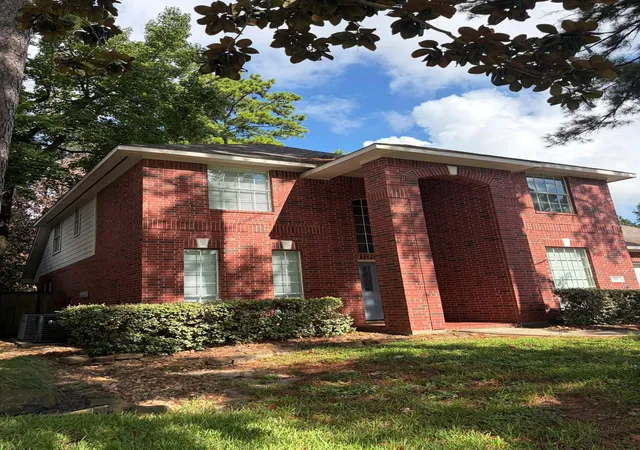 Photo 2 of Single family home for sale at 55 N Creekmist Pl, Conroe, TX 77385 | MLS# 57198627 | Listing updated on 2026-09-11