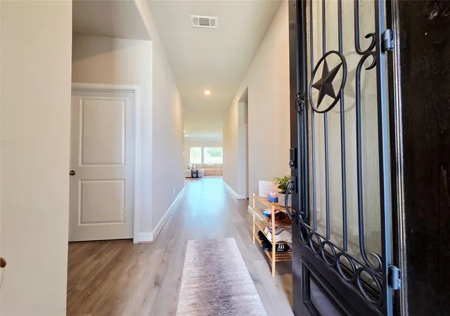 Photo 4 of Single family home for sale at 1903 Hickory Grv Ln, Tomball, TX 77375 | MLS# 22140471 | Listing updated on 2026-09-04