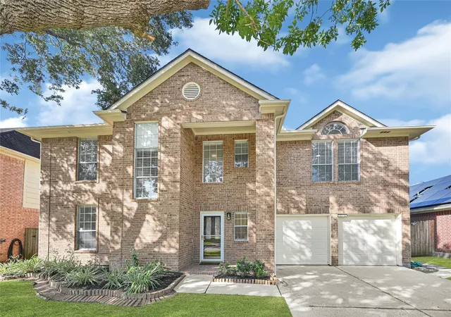 Photo 1 of Single family home for sale at 15810 Webelos St, Friendswood, TX 77546 | MLS# 84970811 | Listing updated on 2026-09-19