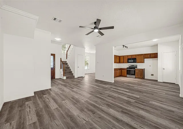 Photo 3 of Single family home for sale at 15810 Webelos St, Friendswood, TX 77546 | MLS# 84970811 | Listing updated on 2026-09-19