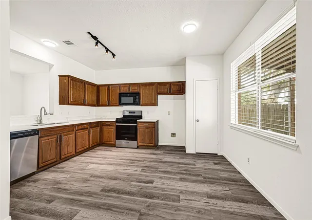 Photo 3 of Single family home for sale at 15810 Webelos St, Friendswood, TX 77546 | MLS# 84970811 | Listing updated on 2026-09-19