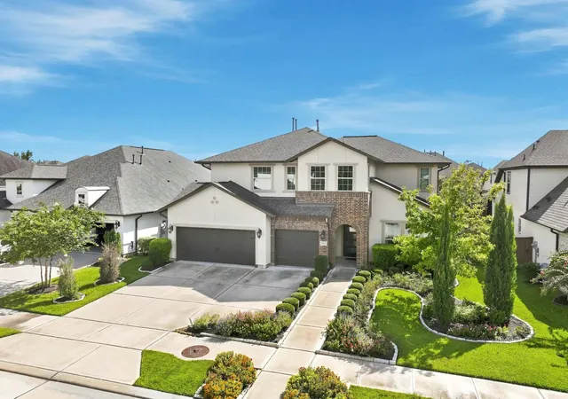 Photo 2 of Single family home for sale at 2511 Park Sq Dr, Missouri City, TX 77459 | MLS# 42340983 | Listing updated on 2026-09-13