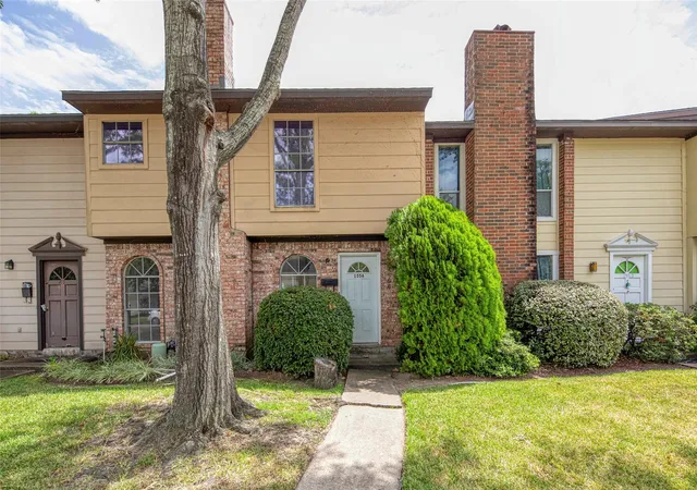Photo 1 of Townhouse for sale at 1556 Silverpines Rd #556, Houston, TX 77062 | MLS# 31859744 | Listing updated on 2026-09-26