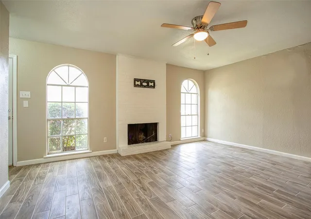 Photo 2 of Townhouse for sale at 1556 Silverpines Rd #556, Houston, TX 77062 | MLS# 31859744 | Listing updated on 2026-09-26