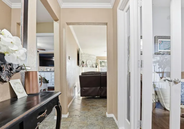 Photo 4 of Single family home for sale at 2414 Loch Lomond St, Highlands, TX 77562 | MLS# 4011921 | Listing updated on 2026-09-22