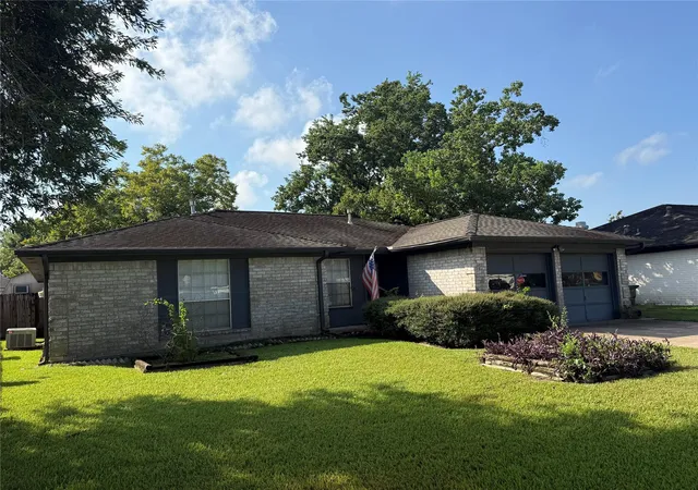 Photo 1 of Single family home for sale at 13715 Brightfield Dr, Sugar Land, TX 77498 | MLS# 20396787 | Listing updated on 2026-10-07