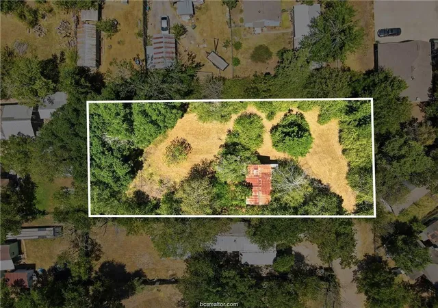 Photo 1 of Multi family home for sale at 1308 N Sims Ave, Bryan, TX 77803 | MLS# 53996700 | Listing updated on 2026-09-17