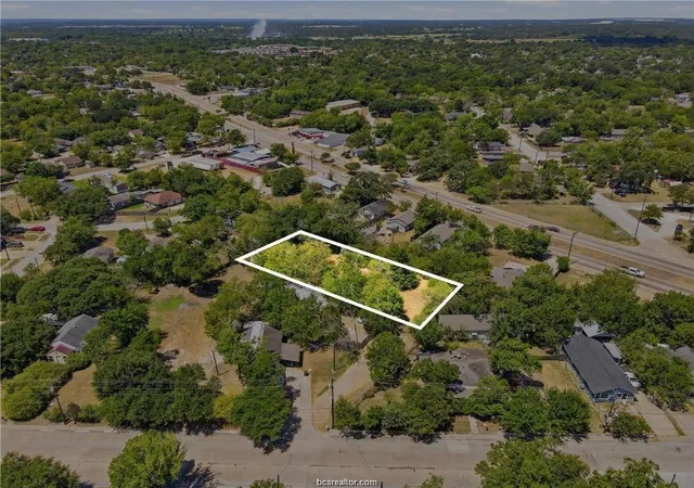 Photo 2 of Multi family home for sale at 1308 N Sims Ave, Bryan, TX 77803 | MLS# 53996700 | Listing updated on 2026-09-17