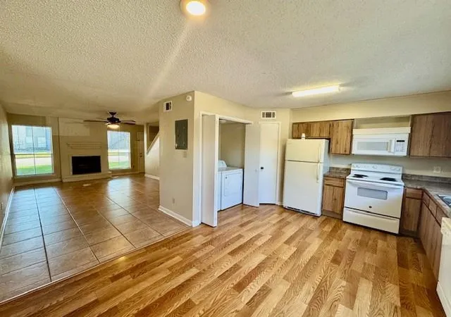 Photo 3 of Condo for sale at 250 El Dorado Blvd #302, Webster, TX 77598 | MLS# 24826913 | Listing updated on 2026-09-06