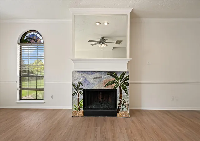 Photo 3 of Townhouse for sale at 2607 Sailboat Dr, Houston, TX 77058 | MLS# 81246704 | Listing updated on 2026-09-19