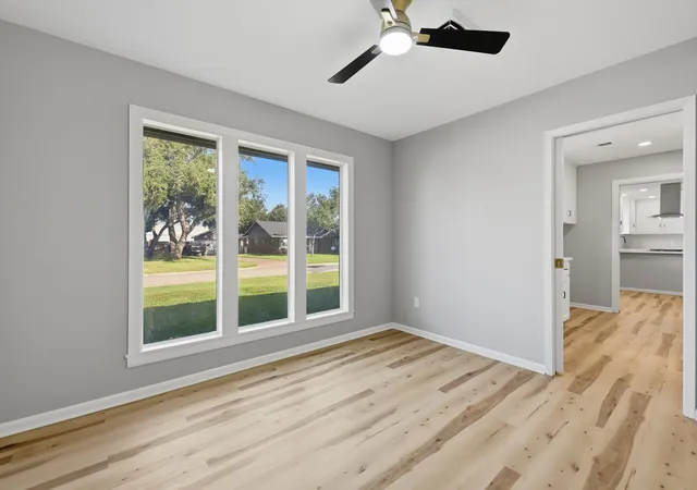 Photo 3 of Single family home for sale at 687 Bending Oaks Dr, Bellville, TX 77418 | MLS# 50694982 | Listing updated on 2026-09-08