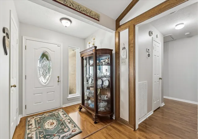 Photo 2 of Single family home for sale at 14526 Royal Hl Dr, Houston, TX 77083 | MLS# 52703308 | Listing updated on 2026-09-17