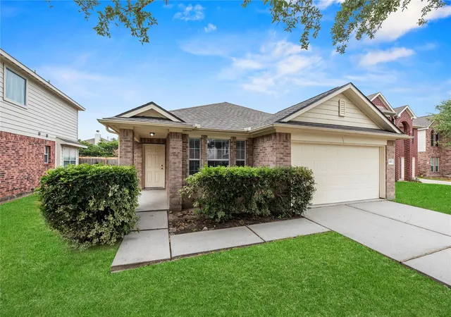 Photo 3 of Single family home for sale at 10410 Dewey Eve Ct, Houston, TX 77070 | MLS# 52275097 | Listing updated on 2026-09-03