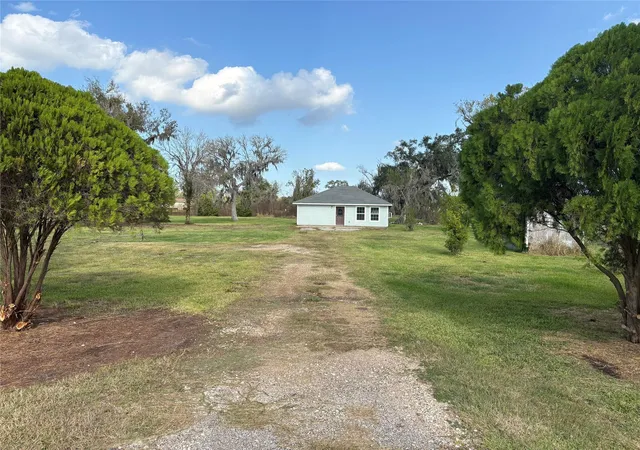 Photo 1 of Sale Pending at 718 County Rd 388, Brazoria, TX 77422 | MLS# 30681979 | Listing updated on 2026-09-15