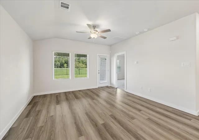 Photo 2 of Single family home for sale at 2826 Trinity Cvs Dr, Crosby, TX 77532 | MLS# 66306555 | Listing updated on 2026-10-06