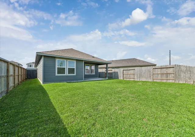 Photo 4 of Single family home for sale at 2826 Trinity Cvs Dr, Crosby, TX 77532 | MLS# 66306555 | Listing updated on 2026-10-06