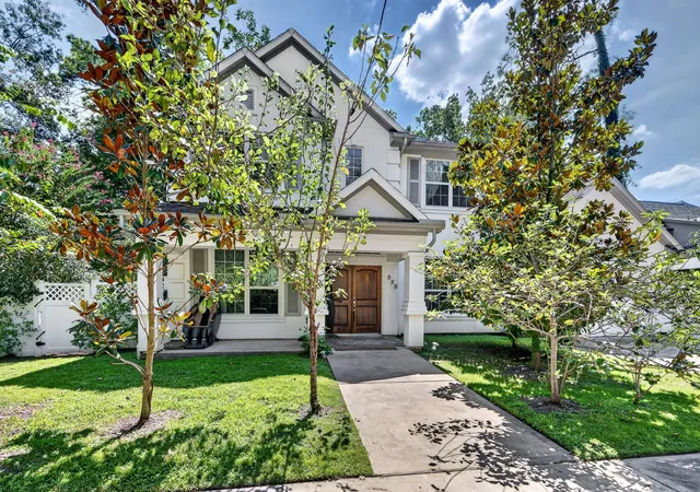 Photo 3 of Single family home for sale at 335 Voss Rd, Houston, TX 77024 | MLS# 87831436 | Listing updated on 2026-09-23