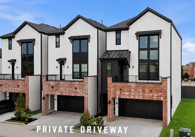 Photo 1 of Single family home for sale at 3510 Hamilton Hts, Houston, TX 77063 | MLS# 67985188 | Listing updated on 2026-10-09
