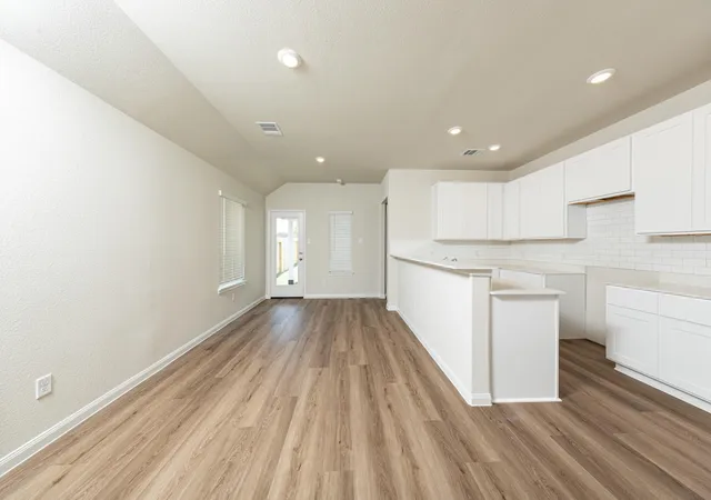 Photo 4 of Single family home for sale at 13658 Kit Run, Splendora, TX 77372 | MLS# 57985527 | Listing updated on 2026-09-23