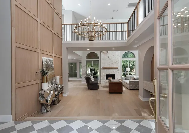 Photo 4 of Single family home for sale at 6 Misty Point, Spring, TX 77380 | MLS# 27830676 | Listing updated on 2026-10-10