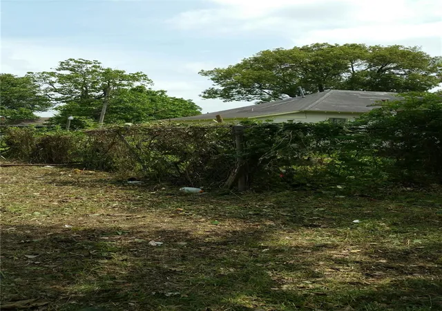 Photo 3 of Land for sale at 2613 Campbell St, Houston, TX 77026 | MLS# 3578514 | Listing updated on 2026-09-14