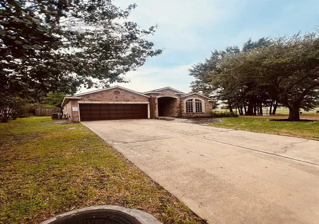 Photo 1 of Sale Pending at 21300 Heritage Forest Ln, Porter, TX 77365 | MLS# 13456508 | Listing updated on 2026-10-09
