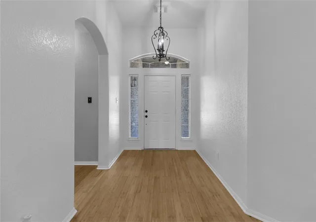 Photo 3 of Sale Pending at 21300 Heritage Forest Ln, Porter, TX 77365 | MLS# 13456508 | Listing updated on 2026-10-09