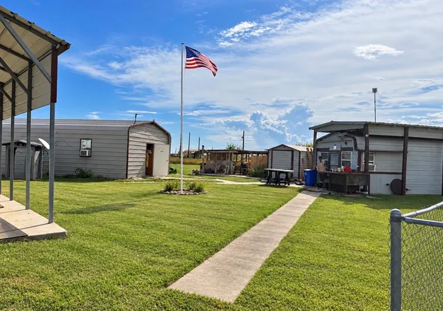 Photo 1 of Single family home for sale at 1646 County Rd 477, Palacios, TX 77465 | MLS# 47781263 | Listing updated on 2026-09-11