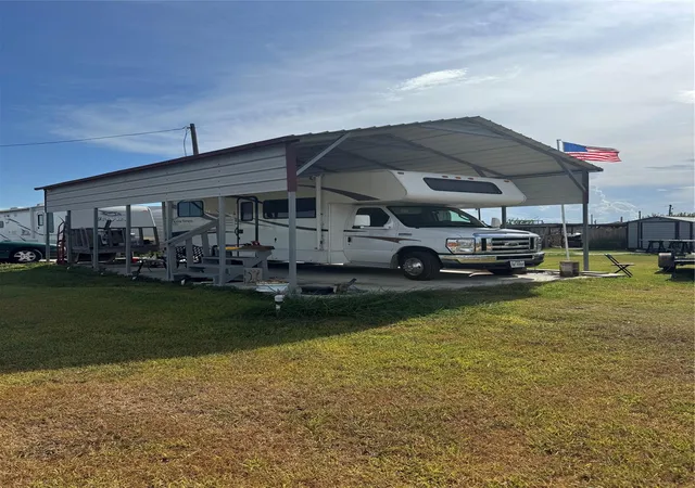 Photo 3 of Single family home for sale at 1646 County Rd 477, Palacios, TX 77465 | MLS# 47781263 | Listing updated on 2026-09-11