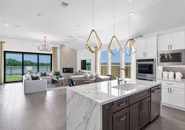 Photo 4 of Single family home for sale at 107 Thrill Trl, Sugar Land, TX 77469 | MLS# 66352142 | Listing updated on 2026-09-05