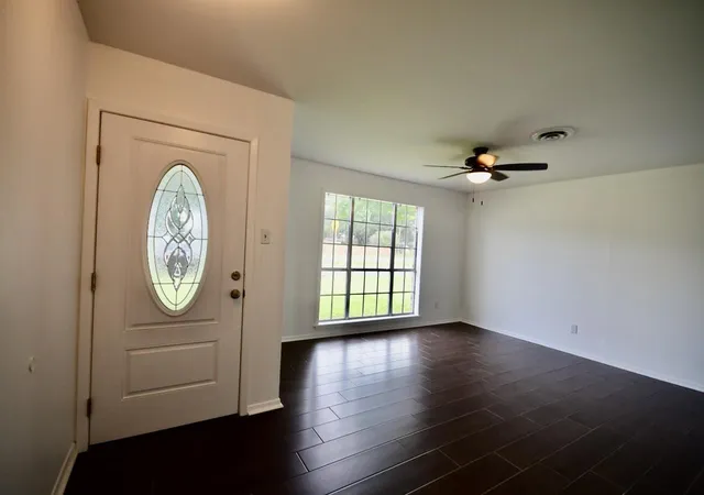 Photo 2 of Single family home for sale at 826 Walger Ave, Rosenberg, TX 77471 | MLS# 82638031 | Listing updated on 2026-09-17