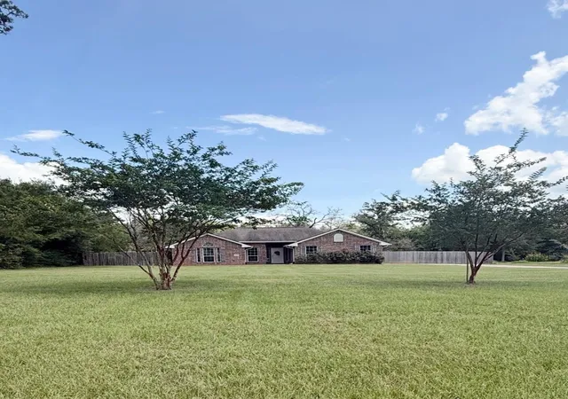 Photo 1 of Single family home for sale at 9638 Woodview Dr, College Station, TX 77845 | MLS# 35048938 | Listing updated on 2026-09-04