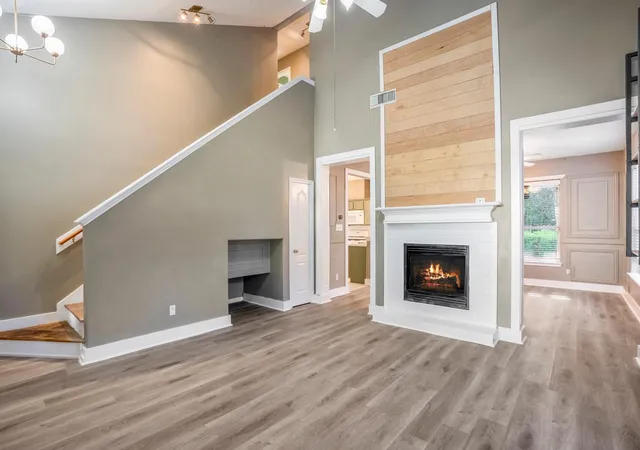 Photo 4 of Sale Pending at 5530 Postwood Green Ln, Spring, TX 77373 | MLS# 98485527 | Listing updated on 2026-09-12