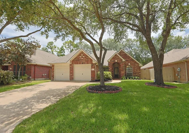 Photo 2 of Sale Pending at 18111 Brookes Bnd, Houston, TX 77094 | MLS# 3806412 | Listing updated on 2026-09-21