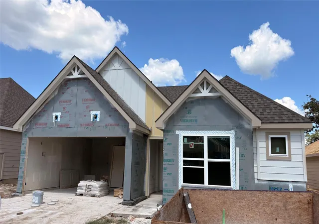 Photo 1 of Sale Pending at 10621 Knox Landing Dr, College Station, TX 77845 | MLS# 18462094 | Listing updated on 2026-09-25