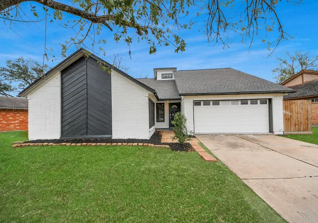 Photo 1 of Single family home for sale at 718 Land Grant Dr, Richmond, TX 77406 | MLS# 56067613 | Listing updated on 2026-09-28