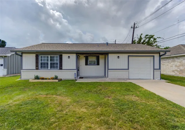 Photo 1 of Single family home for sale at 5317 Crestmont St, Baytown, TX 77521 | MLS# 6668530 | Listing updated on 2026-10-07